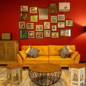 https://tiki-taka.kandyhotelsnow.com